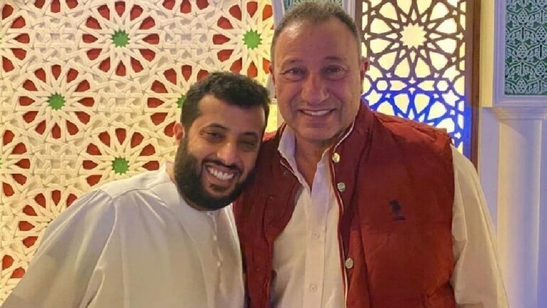 تركي آل الشيخ يعد بمكافأة للاعبي النادي الأهلي المصري